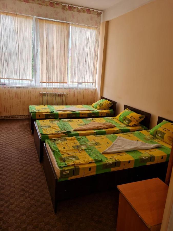 Готель Ас Берегово Extérieur photo